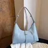 Nuevo estilo de comercio exterior, bolso de un solo hombro moderno y a la moda, bolso de mano simple y casual para mujer, bolso de moda y chic tipo dumpling 2026