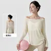 Top esportivo relaxado e casual para mulheres, leve e respirável, com decote amplo, top fitness de uso duplo, top casual para yoga