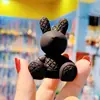 Llavero de conejo de bambú moda de alta gama Llavero personalizado para coche de hombre Muñeco Exquisitos adornos para bolso Llavero femenino