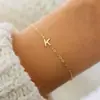 Moda Femenina Europea y Americana Nueva Elegante Pulsera de 26 Letras Estilo ins Simple Nicho Lujo Accesible Oro Joyería de Mano Elegante