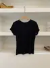 2026 Verão Nova Camiseta Lisa de Manga Curta com Costura Canelada Texturizada Feminina Versátil Modeladora Camada Base Manga Meia