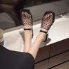 Sandalias Romanas Huecas Tejidas de Malla de Nicho Europeo y Americano para Mujer Verano Nuevo Pescador Planas Punta Redonda Medio Zapatillas