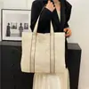 Bolsa de Palha para Férias na Praia para Mulheres 2026 Nova Bolsa de Mão Tecida Tote de Grande Capacidade Bolsa de Ombro para o Dia a Dia