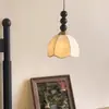 Lámpara colgante de tela, lámpara colgante pequeña de mesita de noche, lámpara de pasillo estilo vintage, lámpara creativa y única de madera maciza para barra de bar, herrería de alta calidad