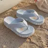 Chanclas de Suela Gruesa para Mujer 2026 Verano Nuevas para Exteriores Antideslizantes Resistentes al Desgaste Transpirables Sandalias de Playa para Mujer