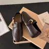 Novedad Otoño 2026 Mocasines de Moda con Corte Profundo y Hebilla Metálica, Zapatos Planos Slip-on de Cuero Estilo Británico para Mujer