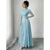 Vestido de encaje de manga larga estilo europeo y americano para mujer, con cintura ceñida, falda amplia y diseño largo y elegante