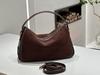 Bolso de mano de cuero esmerilado para mujer, bolso cruzado de alta gama para mujer, nuevo bolso cruzado retro europeo y americano Otoño e Invierno 2024, venta al por mayor
