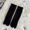 Calcetines Adelgazantes de Dedos Estilo Japonés Calcetines de Raya Vertical de Longitud Media Calcetines Básicos de Color Sólido Planos de Dos Dedos Calcetines de Felpa para Mujer de Primavera y Otoño