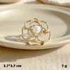 Camellia Suit Flor Corsage Anti-Light Broche Casaco Suéter Acessórios Estilo Perfumado Temperamento Pino Fixo Seda Toalha Fivela