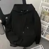 Sudadera con capucha de color liso para hombre talla grande, nuevo modelo 2026, extragrande, corte holgado, casual americano, sudadera pullover versátil