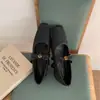 Sapatos Mary Jane Quadrados com Salto Interno Aumentador, Estilo Francês Inspirado em Chanel, para Mulheres, Novo Modelo 2026