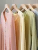 Cardigan de tricô novo estilo outono 2026 com decote em V e mangas compridas para mulheres, camada base justa, jaqueta suéter fina
