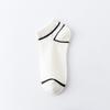 Calcetines con letra R para mujer, de primavera y verano, deportivos, sencillos, de moda, con rayas blancas y negras, de algodón transpirable, al por mayor