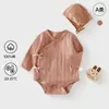 Ropa de Bebé Tipo Algodón Puro Monos Tipo a Anyang Recién Nacido Primavera y Otoño Todo el Año Mono Pijamas de Bebé Triángulo Gatear