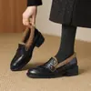 Mocasines de Estilo Británico con Forro de Borrego 2025 Invierno Gruesos de Tacón Medio con Hebilla Punta Redonda Piel Genuina Piel Zapatos Individuales de Corte Profundo para Mujer