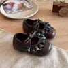 Zapatos de Cuero para Niñas 2026 Otoño Nuevos Zapatos de Princesa con Adorno de Encaje Zapatos Caminadores Suela Suave para Niños Zapatos con Lazo Suela Suave