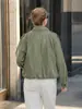 Chaqueta de trabajo militar de alta gama para mujer Nanyou, chaqueta casual de otoño corta de corte holgado para mujer con un bolsillo grande y un cuello alto