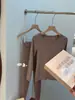 Nuevo conjunto de ropa interior térmica para mujer de otoño e invierno, sin costuras, amigable con la piel, adelgazante y moldeador del cuerpo, incluye un top térmico y pantalones térmicos, modelo 0012