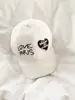 Gorra de Béisbol Bordada con Letras de Corazón Estilo Coreano para Mujer, Sombrero de Sol Versátil de Primavera para Pareja, Gorra de Béisbol Adelgazante para Hombre