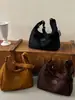 Bolso de hombro de alta calidad, elegante y minimalista con acabado mate de gran capacidad, modelo nuevo de otoño 2026, adecuado para ir al trabajo y como bolso de mano.