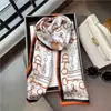 Novo Lenço Longo de Seda para Mulheres na Primavera, Outono e Verão, Lenço de Pescoço Estampado, Pequeno Lenço Decorativo Moderno e Versátil