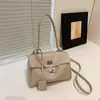 Bolsa Transfronteiriça Simples de Grande Capacidade para Mulheres 2026 Novo Estilo Bolsa de Ombro Transversal para o Dia a Dia Bolsa de Mão de Couro Macio Moda Bolsa Tote