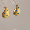 Aretes de Media Luna con Goteo de Aceite Amarillo Cremoso, Aretes Elegantes de Alta Gama, Aretes Pequeños Frescos de Primavera y Verano para Mujer, Nuevo Estilo 2025