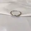 Anillo de Encaje con Circonita Incrustada de Cobre Nicho Alta Gama Lujo Ligero Versátil Apilable Anillo para Dedo Índice Joyería de Nicho Abierta