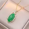 Collar para Mujer, Nuevo Colgante de Amor Transfronterizo de Moda, Diseño Nicho, Collar de Cadena para Clavícula Simple y Versátil