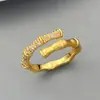 Anillo Abierto de Dos Tonos Dorado Cepillado con Junta de Bambú de Estilo Chino Nuevo con Acabado de Alta Gama, Circonita Microincrustada, Anillo Ajustable para Dedo Índice para Mujer