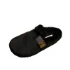 Pantuflas de algodón 2026, pantuflas de felpa para mujer, adecuadas para usar en exteriores, otoño e invierno, forradas de felpa, con suela gruesa, modelo nuevo, punta cerrada, negro de alta gama