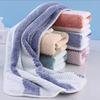 Toalha de Coral Fleece com Grade de Abacaxi para Lavar o Rosto, Absorvente para Banho, Espessa com Embalagem para Presente, Toalha de Mão, Pano de Rosto, Macia