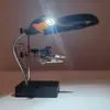 Luminária de Bancada LED com Fonte de Luz Quente e Fria, Suporte com Garra Auxiliar Multifuncional, Reparo de Soldagem, Lupa com Plug USB
