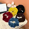 Novo Scrunchie Estilo Francês Cor Sólida Versátil Prendedor de Rabo de Cavalo Corda para Coque Outono e Inverno Acessório de Cabelo de Alta Qualidade Estojo de Couro