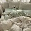 Juego de ropa de cama de cuatro piezas de terciopelo de leche para otoño e invierno, funda de edredón de terciopelo coral gruesa de doble cara de una pieza, juego de tres piezas de sábana de franela