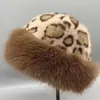 Sombreros Transfronterizos Estilo Nuevo Europeo y Americano Sombreros de Piel Mongola con Estampado de Leopardo Sombreros de Pescador Tipo Cubo de Moda para Otoño e Invierno Sombreros Mongoles con Estampado de Leopardo