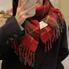 Bufanda Nueva para Mujer Invierno Estilo Japonés y Coreano Combinación Total Cuadros Cálida Engrosada Bufanda para Pareja Estudiante Moderna Sensación de Alta Gama Chal