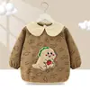Babero de terciopelo de cristal para bebé, impermeable, antidesgaste, con bolsillo de arroz, para otoño e invierno, delantal para madre y bebé.