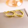 Brincos Geométricos com Letras Eletrodepositadas em Ouro Real com Gotejamento de Óleo Estilo Coreano Simples Nicho Argolas Exquisitos Versáteis Brincos para o Dia a Dia