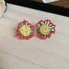 Pendientes de flor tejida color dopamina pendientes de vacaciones junto al mar moda fresca de verano pendientes Joker venta al por mayor