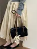 Elegante y texturizada Bolsa Boston de Bolos para Mujer, Bolso de Hombro Minimalista Versátil, Bolso Tote de Gran Capacidad, Bolso Almohada de Mano