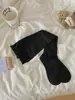 Calcetines altos para mujer de otoño e invierno, patrón de rombos pequeños, calcetines de tubo largos, calcetines versátiles hasta el muslo estilo Miu, calcetines de algodón puro que realzan las piernas
