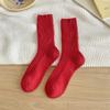 Meias grossas com furos para corrida da moda outono/inverno 2024, casuais, de cano alto vermelho quentes, para Ano Novo, meias femininas, atacado