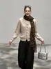 Novo Estilo de Outono Cardigã de Tricô com Gola Solta Estiloso Retrô com Cachecol Conjunto de Duas Peças para Mulheres