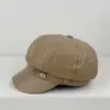 Otoño e Invierno Nuevo Sombrero Octagonal de Cuero PU a Cuadros para Mujer Estilo Retro Casual Adelgazante Sombrero de Pintor Estilo Coreano Versátil Simple Moderno