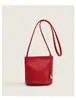 Bolsa Saco de Moda de Luxo para o Verão, Nova Bolsa de Ombro de Luxo Leve de Nicho para o Dia a Dia, Bolsa Transversal Versátil e Leve