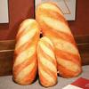 Almohada de pan de peluche con simulación 3D creativa, cojín largo de oficina con forma de tostada, divertido accesorio para fotos.