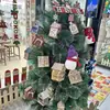 Suprimentos de Natal Transfronteiriços Cabine Colorida Luminosa de Madeira Decorações de Árvore de Natal Casa de Madeira Penduricalhos para Festa de Natal