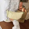 2026 Nuevo Estilo Coreano Moda Versátil Nicho Bolso Croissant con un Toque de Alta Gama, Bolso Cruzado Casual y Simple de un Solo Hombro